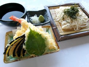 天ざる稲庭うどん ¥1,950(税込み)